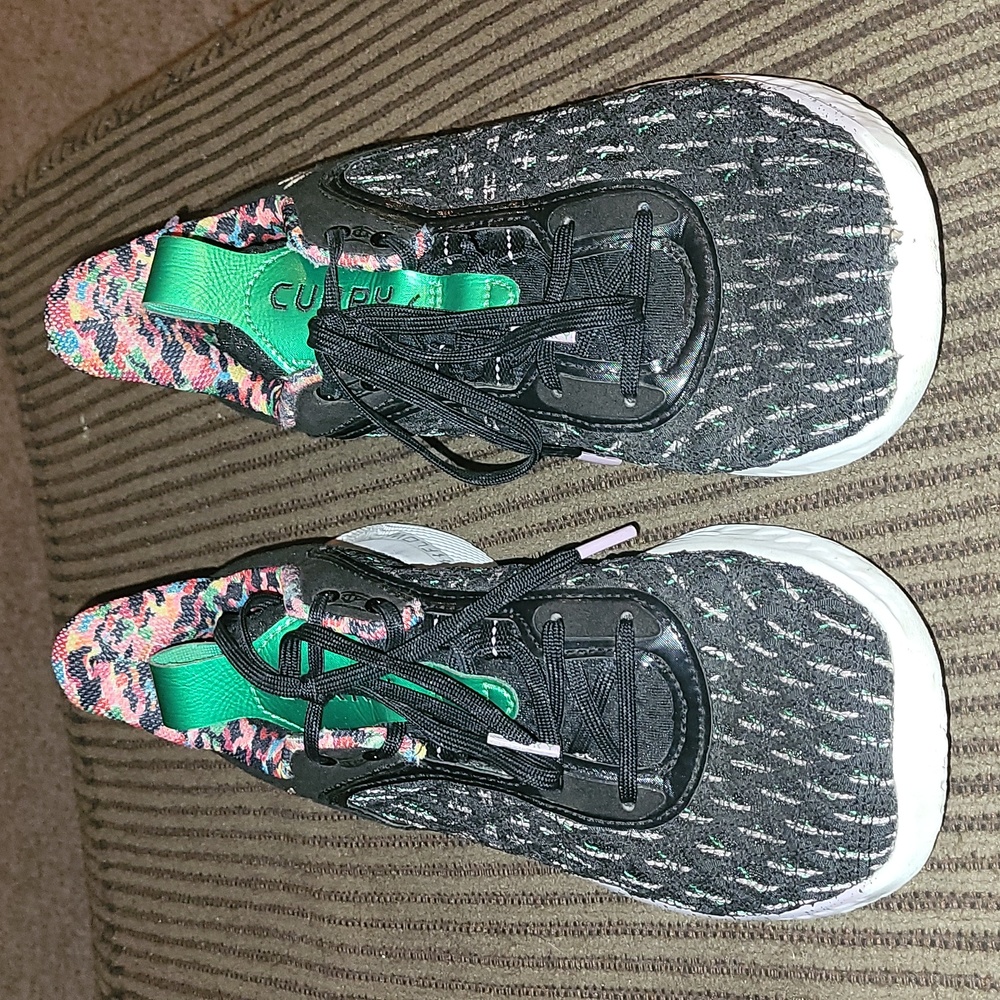 Under Armour.....Curry Sesame Street Line...... View 2